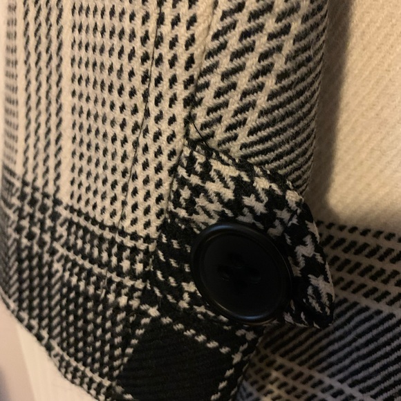 Teenflo Black and White Plaid Blazer - Picture 4 of 4